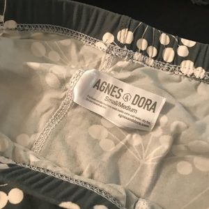 Cropped Agnes and Dora leggings